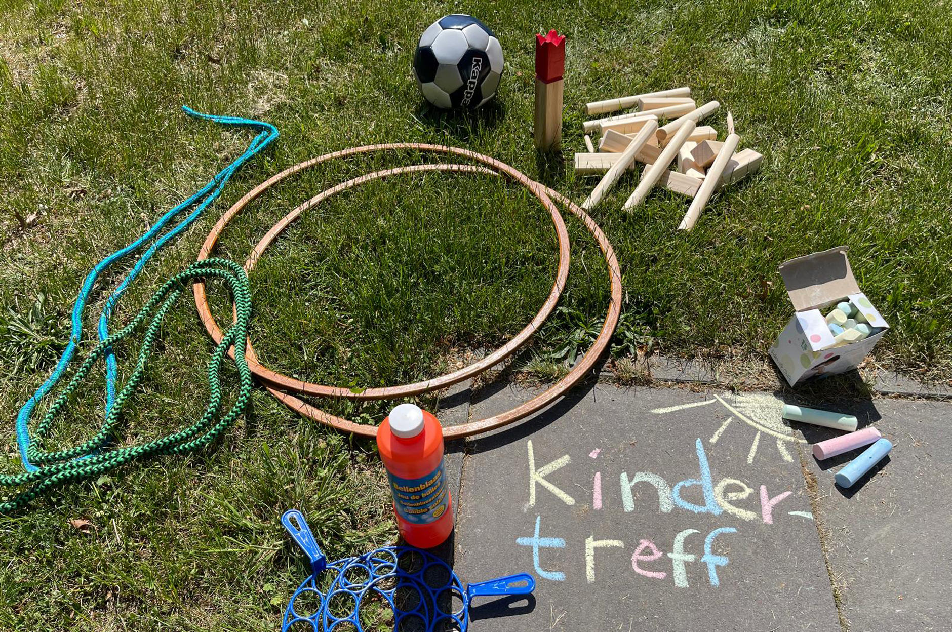 Kinderspielzeug für jede Menge Action im Garten